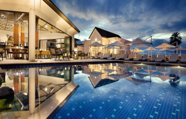 Paradise Point Resort