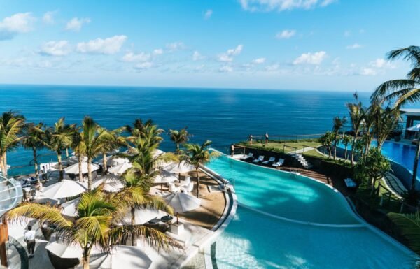 Paradise Point Resort