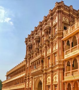 Wedding Vendors, Wedding Photographers, Makeup Artists, Wedding Venues Listing Location Taxonomy Gujarat